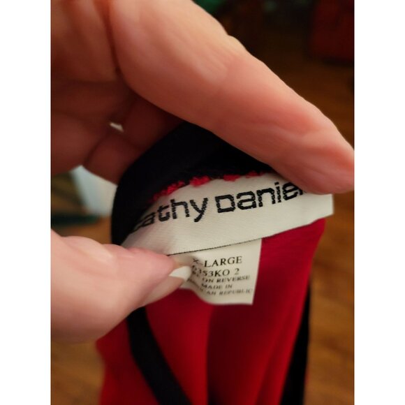 Vintage 90s Red/Black Layered Look Sweater Embroidered Beaded XL Christmas Party - Picture 7 of 7